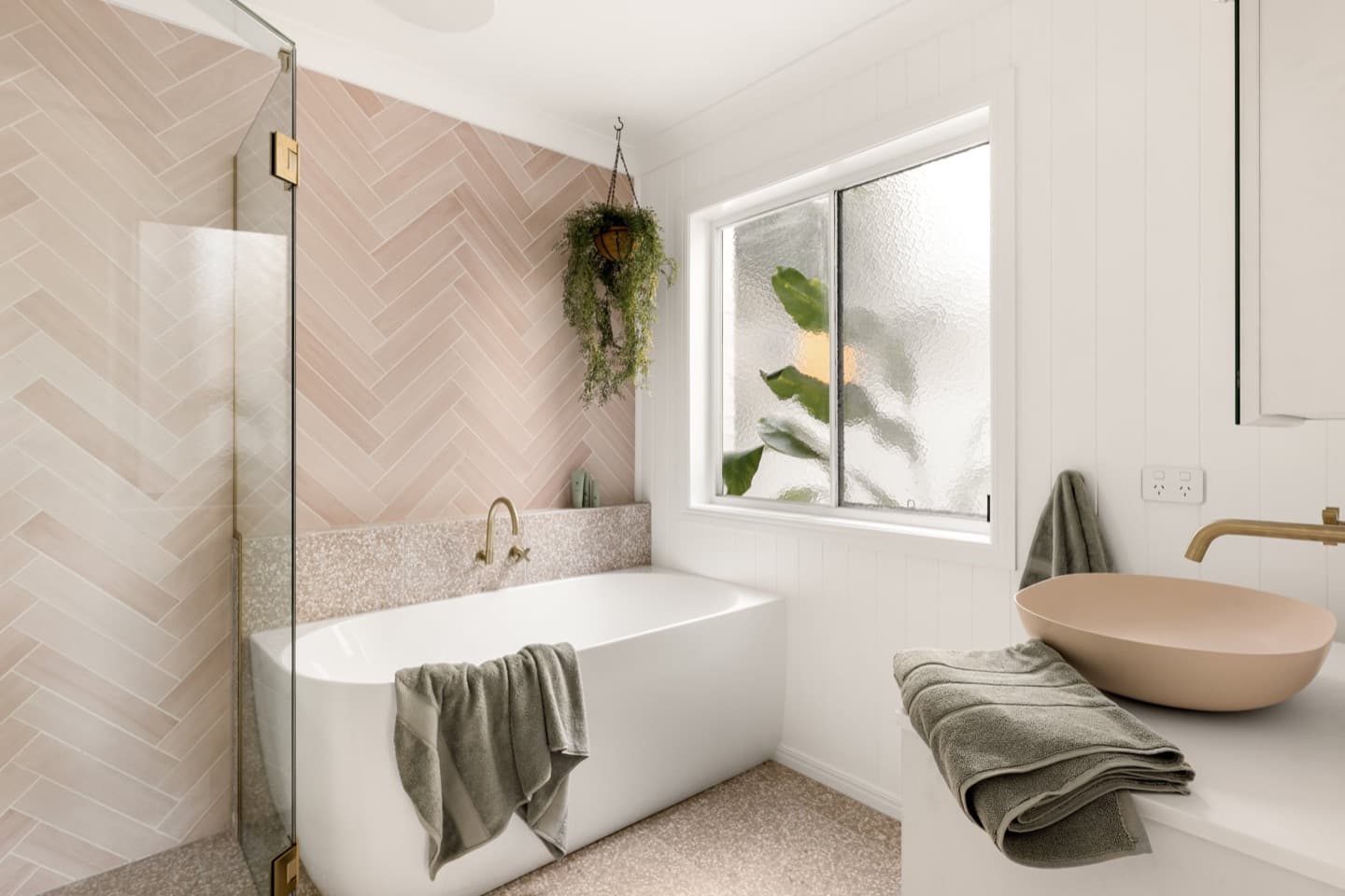 Bathroom wall tiling by Sydney Tiling 1